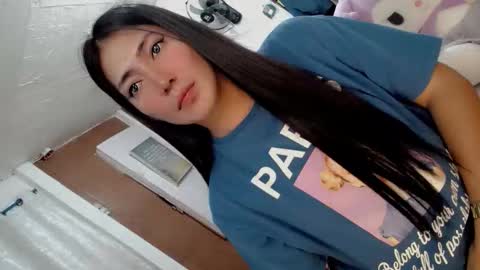 Snapshot of hot_claudia69 chatting on 11, 4, 2026 its me CLAUDIA online show from 11, 4, 2026