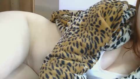 Snapshot of hot_couplee98 chatting on 2, 3, 2025 Hot Couple online show from 2, 3, 2025