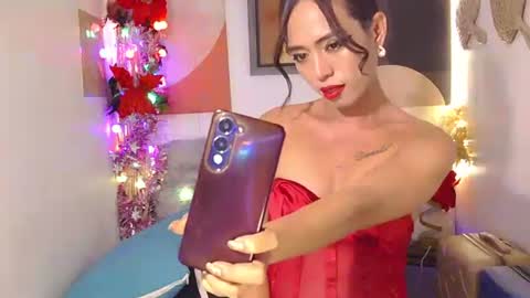 Snapshot of hot_daniela090393 chatting on 15, 11, 2025 DANIELA online show from 15, 11, 2025