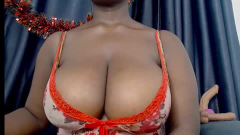 Vivian  online show from 15, 10, 2025