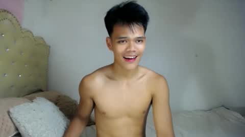 Snapshot of hot_fucker_ chatting on 29, 9, 2025 hot_fucker_ online show from 29, 9, 2025
