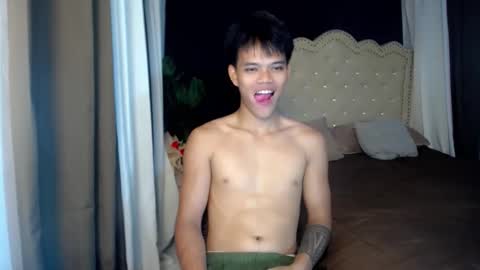 Snapshot of hot_fucker_ chatting on 22, 10, 2025 hot_fucker_ online show from 22, 10, 2025
