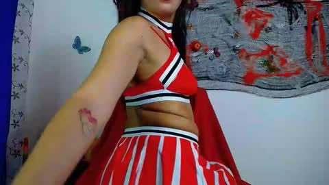 Snapshot of hot_girl01_hanna chatting on 27, 10, 2025 angie online show from 27, 10, 2025