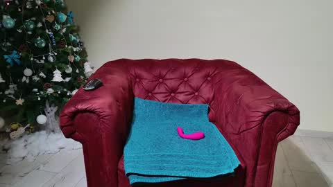 Snapshot of hot_hayde chatting on 7, 1, 2025 Aly online show from 7, 1, 2025