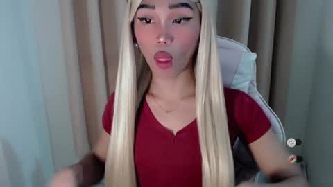 Khianna online show from 12, 7, 2026