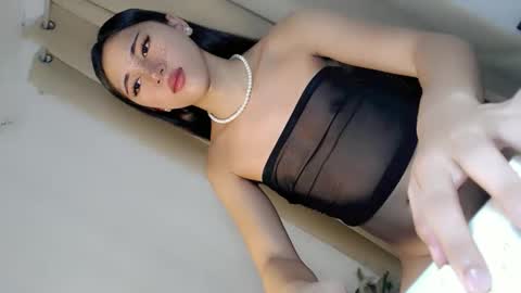 Snapshot of hot_little_angel18 chatting on 15, 5, 2026 hot_little_angel18 online show from 15, 5, 2026