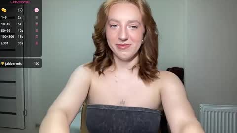 Snapshot of hot_lliinns chatting on 26, 10, 2025 Lina online show from 26, 10, 2025