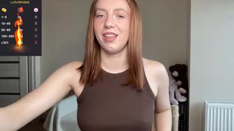 Snapshot of hot_lliinns chatting on 11, 11, 2025 Lina online show from 11, 11, 2025