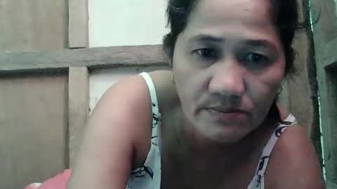 Snapshot of hot_mama09 chatting on 13, 2, 2025 hotmama online show from 13, 2, 2025