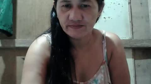 Snapshot of hot_mama09 chatting on 14, 2, 2025 hotmama online show from 14, 2, 2025
