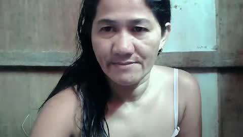 Snapshot of hot_mama09 chatting on 17, 2, 2025 hotmama online show from 17, 2, 2025