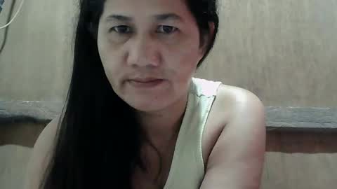 Snapshot of hot_mama09 chatting on 7, 3, 2025 hotmama online show from 7, 3, 2025