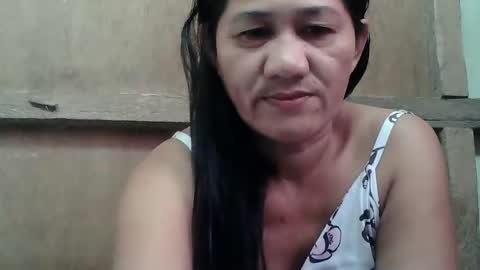 Snapshot of hot_mama09 chatting on 11, 3, 2025 hotmama online show from 11, 3, 2025