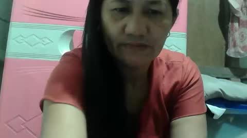 Snapshot of hot_mama09 chatting on 25, 10, 2025 hotmama online show from 25, 10, 2025