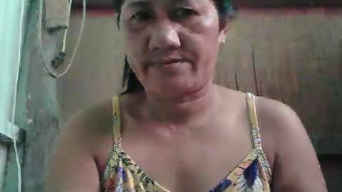 Snapshot of hot_mama09 chatting on 25, 11, 2025 hotmama online show from 25, 11, 2025