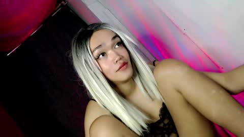 hot_moma69 online show from 6, 4, 2026