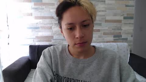 Mia online show from 26, 9, 2025