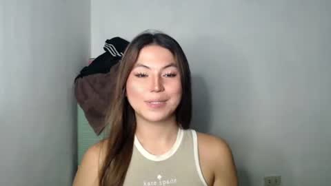Snapshot of hot_precious_nikki chatting on 18, 4, 2026 Nikki online show from 18, 4, 2026