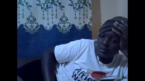 RAYLAH online show from 8, 1, 2026