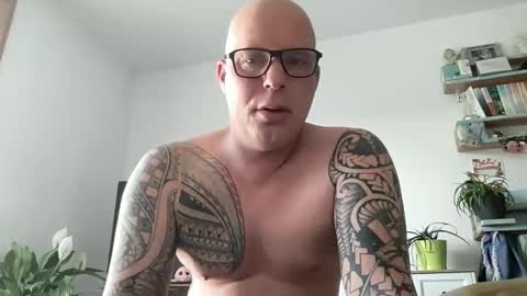 letmedoo2 online show from 19, 5, 2026