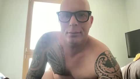 letmedoo2 online show from 25, 5, 2026