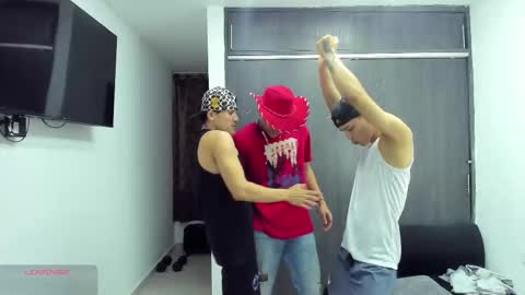 Snapshot of hot_sexmature chatting on 23, 11, 2025 Vanesa Oliver and Andrew online show from 23, 11, 2025