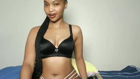 Snapshot of hot_sexy_babe chatting on 15, 5, 2026 Bellah online show from 15, 5, 2026