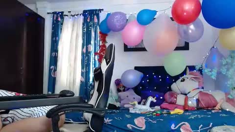 hot sexy bunny online show from 3, 2, 2025