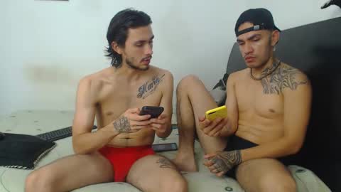 Snapshot of hot_sharks__ chatting on 12, 12, 2024 Hot Sharks online show from 12, 12, 2024