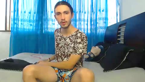 Snapshot of hot_sharks__ chatting on 11, 9, 2025 Hot Sharks online show from 11, 9, 2025