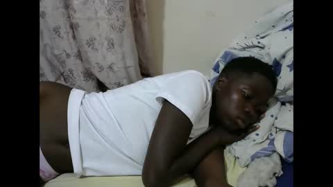 Snapshot of hot_shawrry chatting on 8, 3, 2025 hot_shawrry online show from 8, 3, 2025