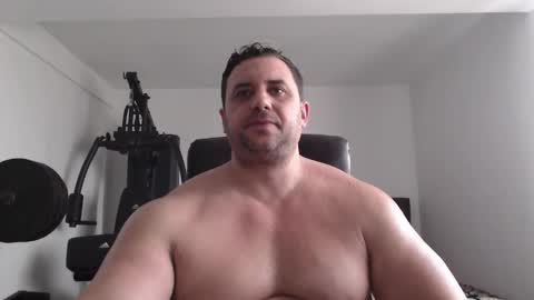 Snapshot of hot_stefano1 chatting on 14, 2, 2025 Stefano.. online show from 14, 2, 2025