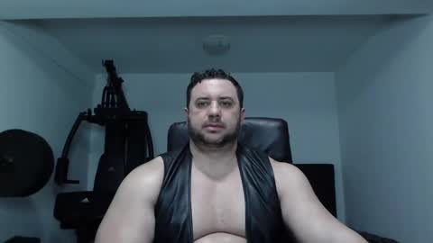 Snapshot of hot_stefano1 chatting on 23, 2, 2025 Stefano.. online show from 23, 2, 2025