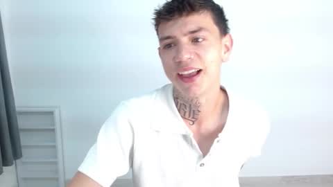 Snapshot of hot_teo_ chatting on 27, 11, 2025 Mateo online show from 27, 11, 2025