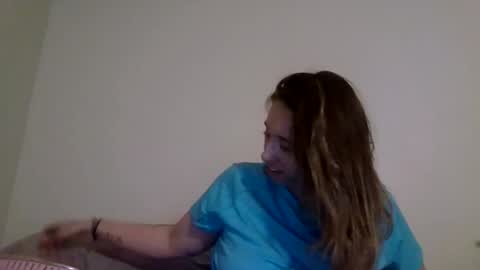 Snapshot of hotandhorny3591 chatting on 27, 5, 2026 hotandhorny3591 online show from 27, 5, 2026