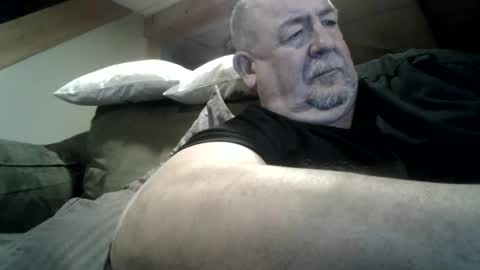 Snapshot of hotandhornyxxx1 chatting on 10, 12, 2024 Hot and Horny online show from 10, 12, 2024