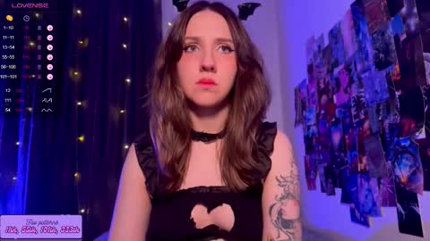 Snapshot of hotarutomo chatting on 19, 11, 2025 Next stream 28112024 8 GMT 3 online show from 19, 11, 2025