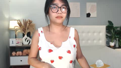 Snapshot of hotasian_gabby69 chatting on 20, 12, 2025 hotasian_gabby69 online show from 20, 12, 2025