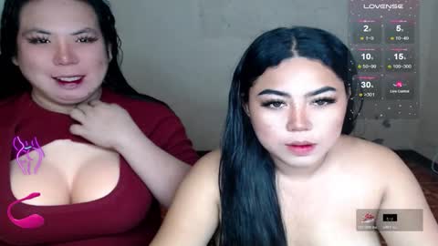 Snapshot of hotasian_mama chatting on 17, 11, 2025 Grace online show from 17, 11, 2025