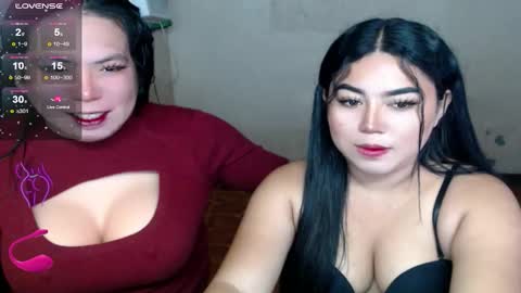 Snapshot of hotasian_mama chatting on 19, 11, 2025 Grace online show from 19, 11, 2025