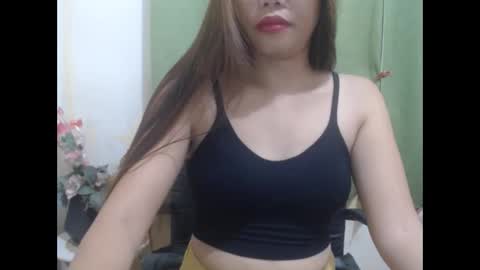 Snapshot of hotasianayra69 chatting on 27, 11, 2025 hotasianayra69 online show from 27, 11, 2025