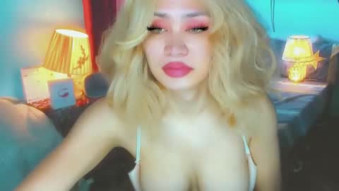 Snapshot of hotbabe_tanya chatting on 3, 3, 2025 T A N Y A online show from 3, 3, 2025