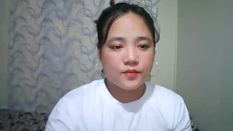 Snapshot of hotbabymomma chatting on 6, 3, 2025 Lynn online show from 6, 3, 2025