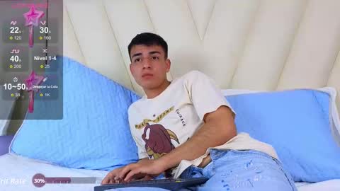 hotboy21_ online show from 18, 11, 2025