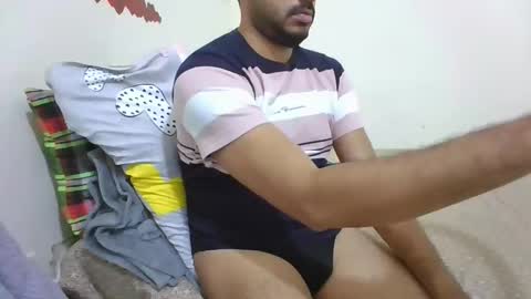 Snapshot of hotboy8677 chatting on 8, 11, 2025 Hotboy8677 online show from 8, 11, 2025