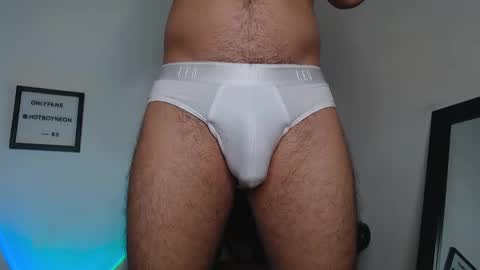 Snapshot of hotboyneon490 chatting on 6, 1, 2025 Alex Neon online show from 6, 1, 2025