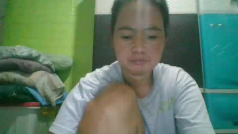 Snapshot of hotchicks4uxx chatting on 5, 2, 2025 hotchicks4uxx online show from 5, 2, 2025