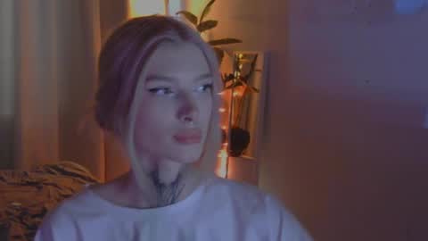 hotchubently online show from 3, 3, 2025