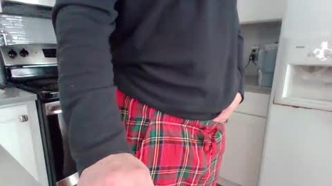 hotdog1124 online show from 3, 3, 2025