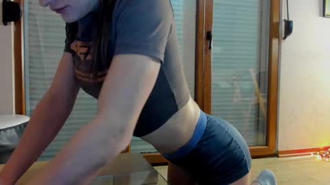 Erika  online show from 2, 2, 2025